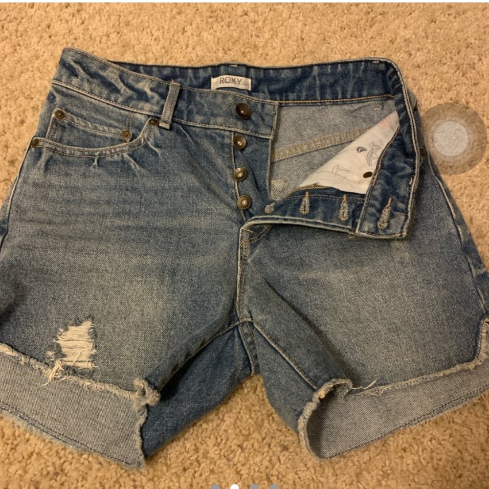 roxy shorts - Picture 2 of 4